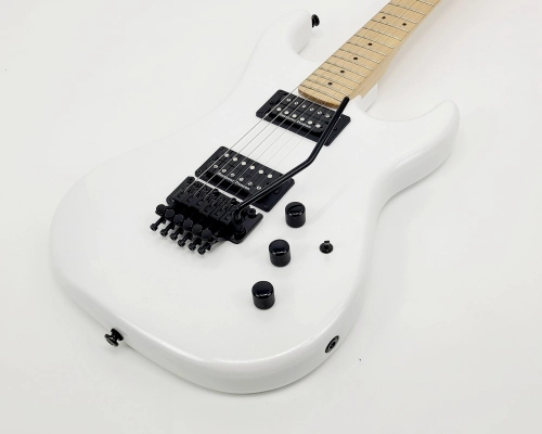 Kramer - Pacer Vintage Series White 4